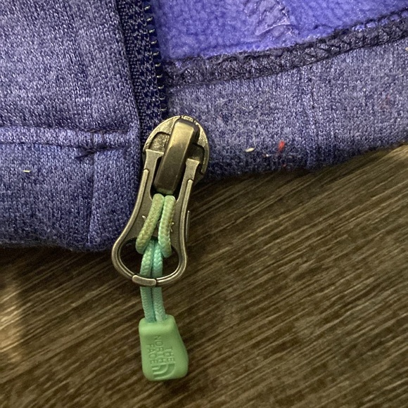 The North Face Fleece Zip-up - Picture 7 of 7